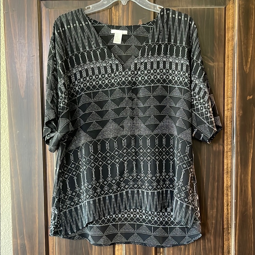 H&M Black and White Graphic 3/4 Sleeve Blouse Sze 6 Sheer